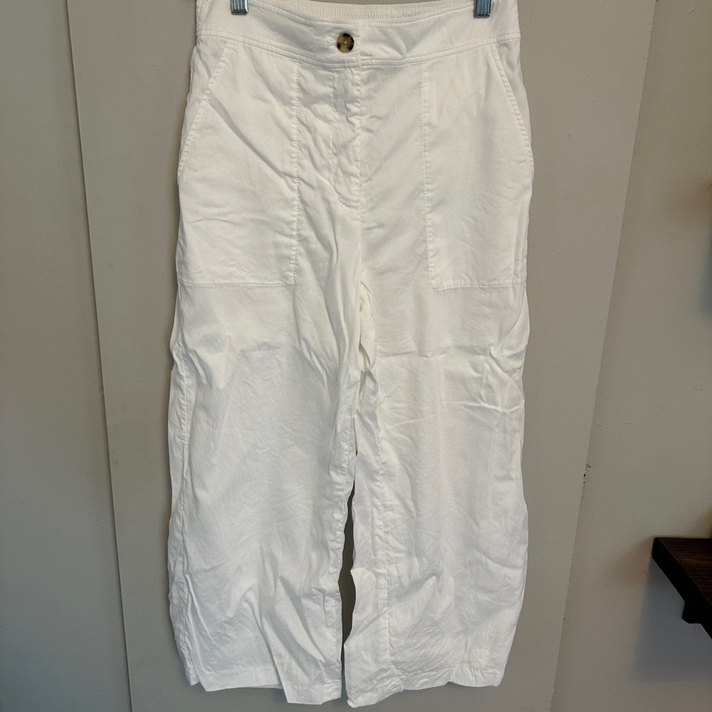Club Monaco White Cargo Style Pant